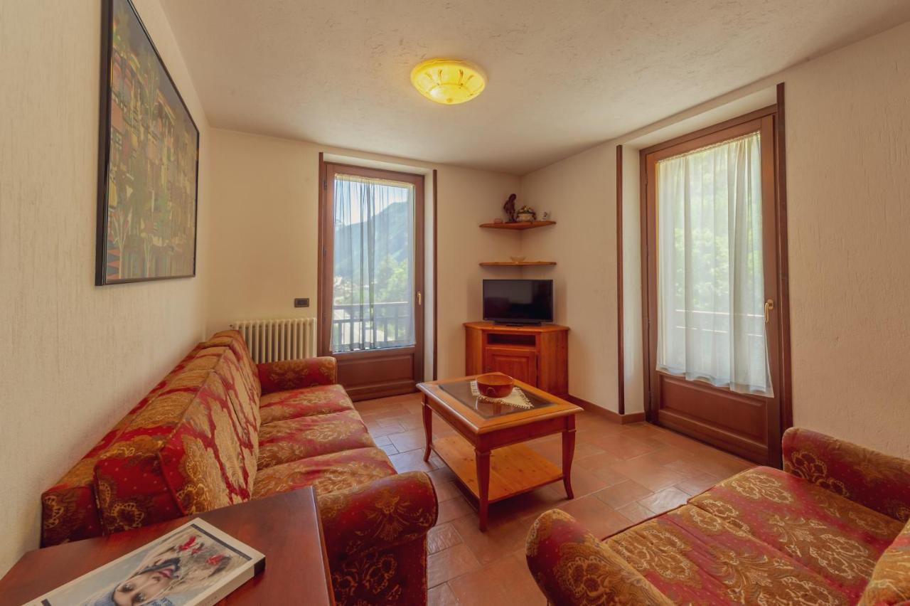 Chalet Pontal 7 - Relax E Vista Sulle Montagne - Cour 0144 Courmayeur Bagian luar foto